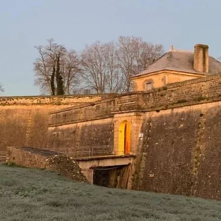 Hotel Du Porche Blaye